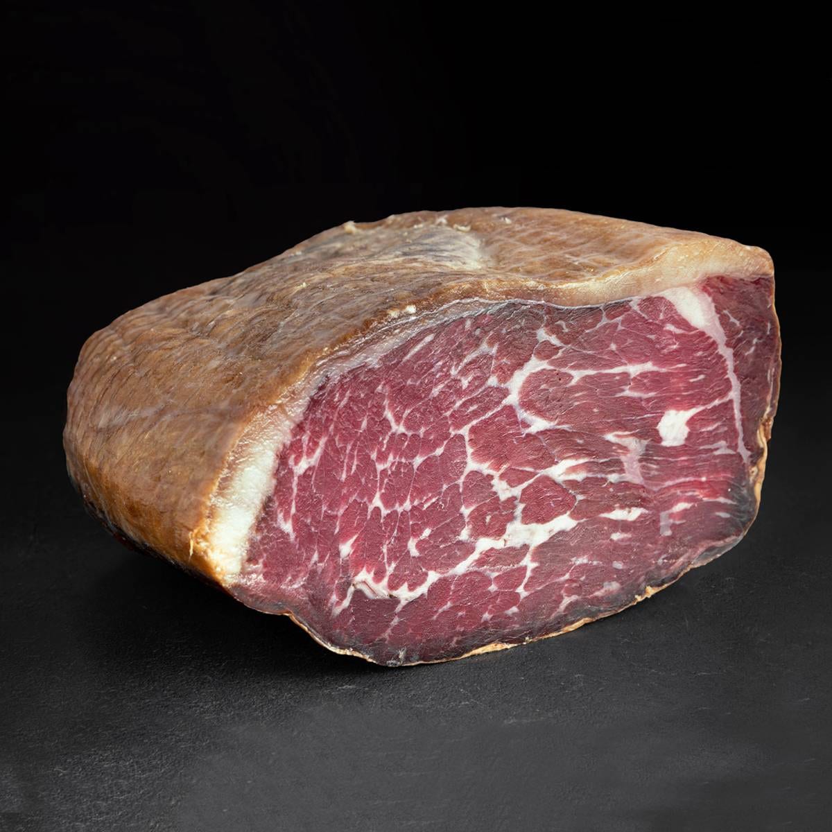 Cecina di Angus Miguel Vergara