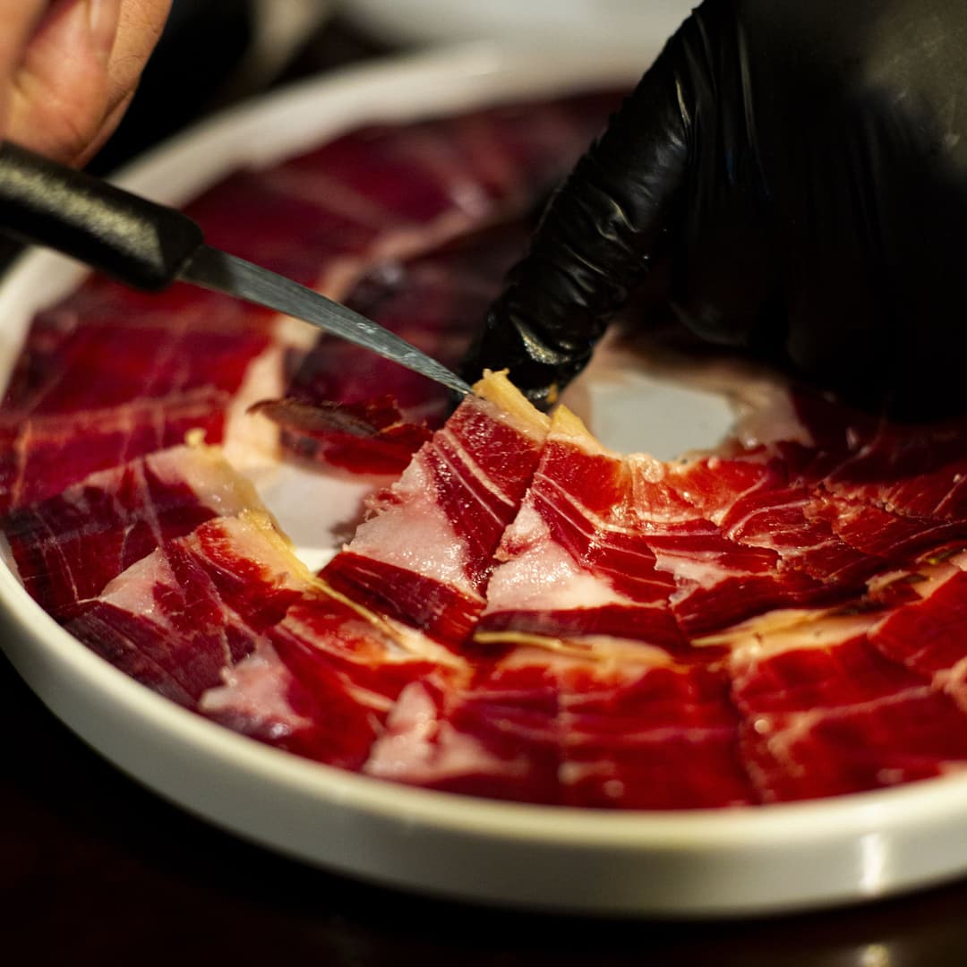 Taglio jamón ibérico