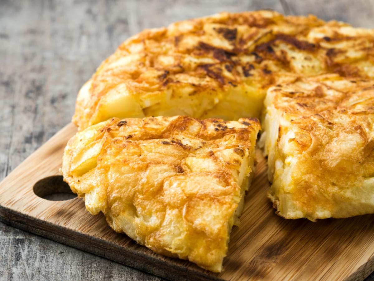 Tortilla Española: L’anima semplice della cucina spagnola